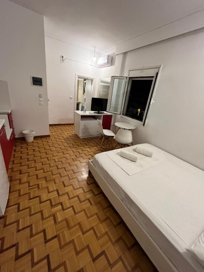 Aparthotel Acropolis View Atene Esterno foto
