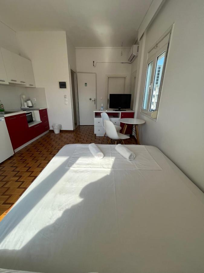 Aparthotel Acropolis View Atene Esterno foto