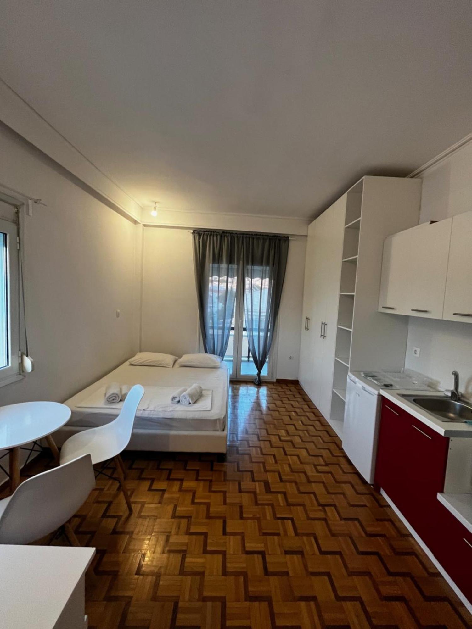 Aparthotel Acropolis View Atene Esterno foto